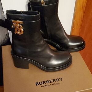 Burberry Black Leather Boots with Gold Accent
